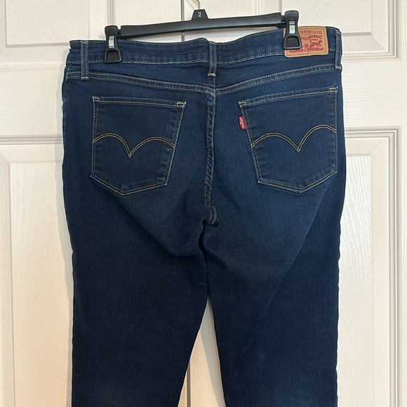 Women’s Levi’s 711 skinny dark rinse jeans size 31 - Picture 5 of 7